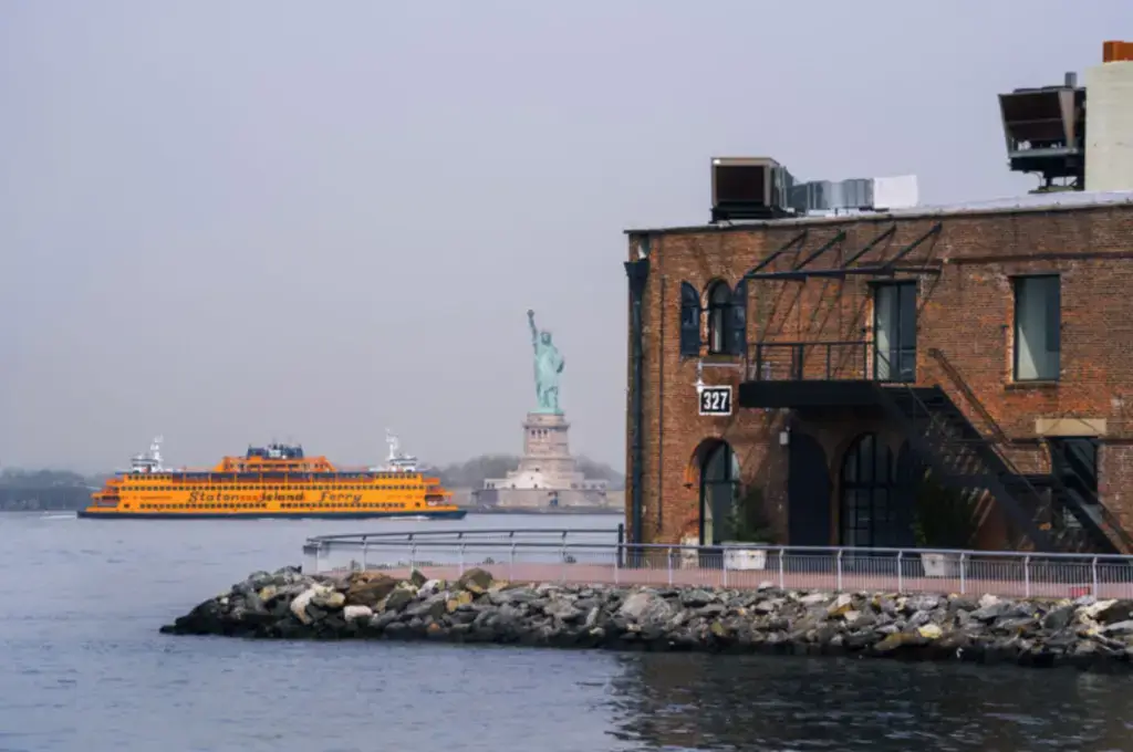 Get To Know Red Hook, Brooklyn – One of NYC’s Most Unique Neighborhoods | Like A Local Tours